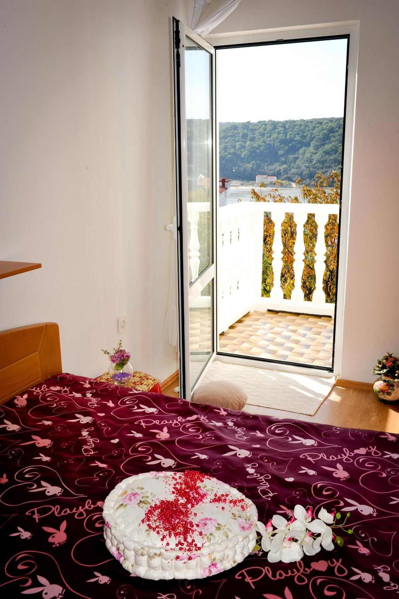 Apartments With A Parking Space Kampor, Rab - 14998 Bilik gambar